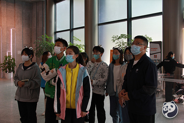 参观基地及科普场馆-(2).JPG